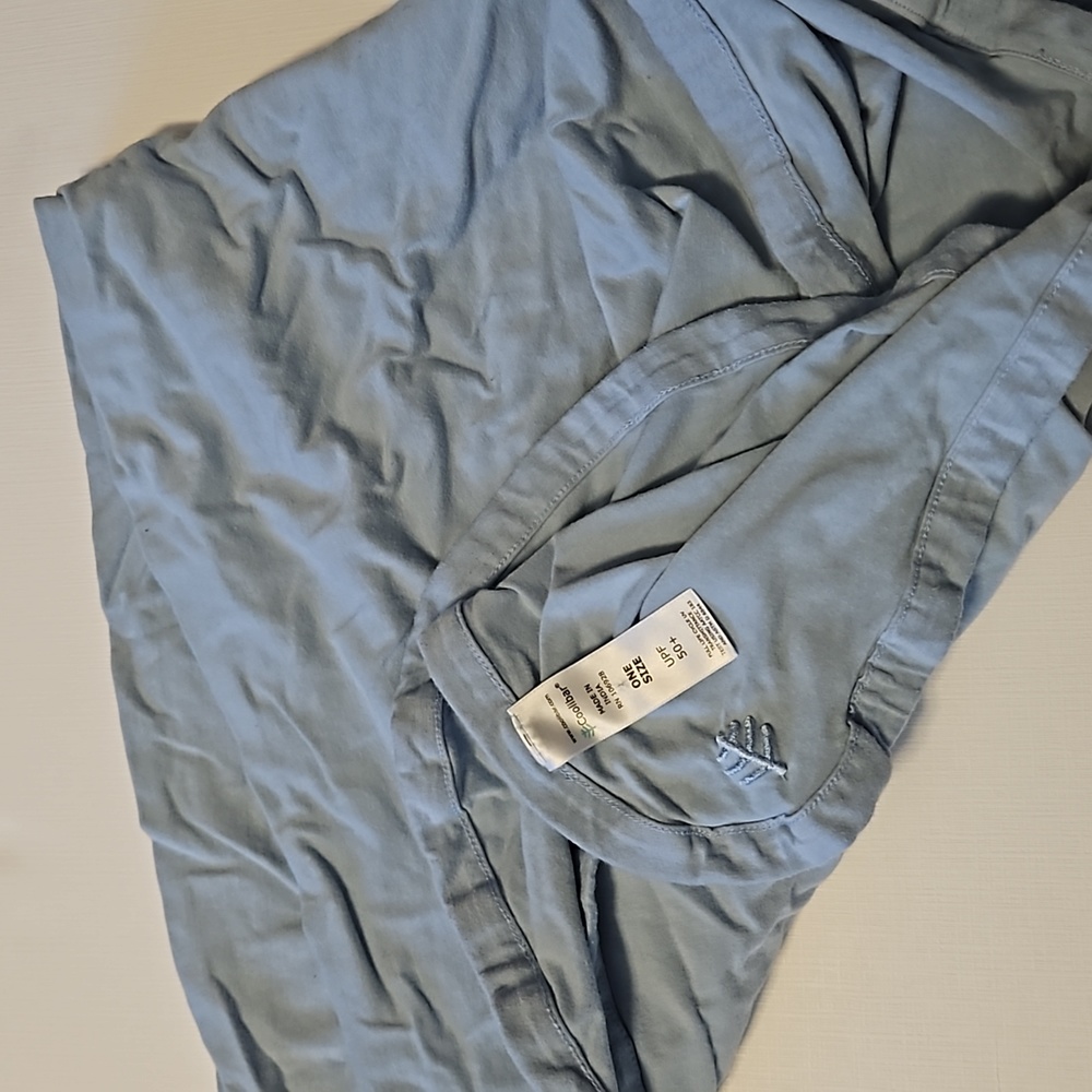 Coolibar upf 50 baby blanket light blue